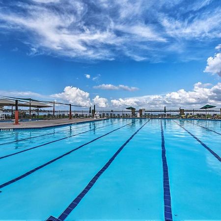Idyllic Montgomery Condo With Pool And Lake View! 외부 사진